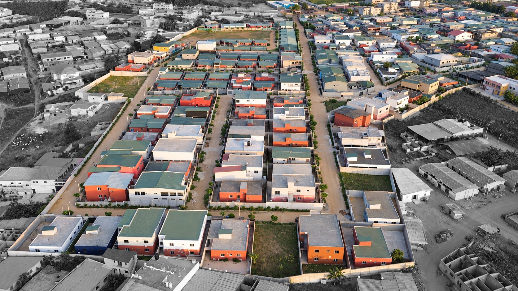 Vue aérienne de la Cité Ivoire 4, réalisée par Ivoire Construction